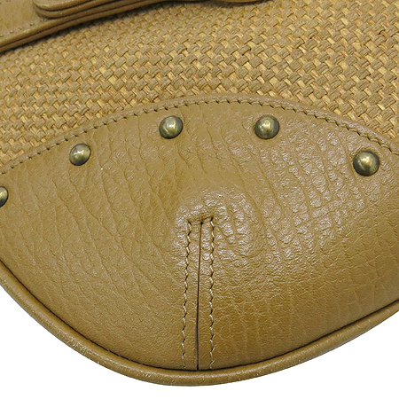 MCM(������) �ΰ� ��� ī�� ���� ȣ�� ����� �̹���4 - ���̺��� �߰���ǰ