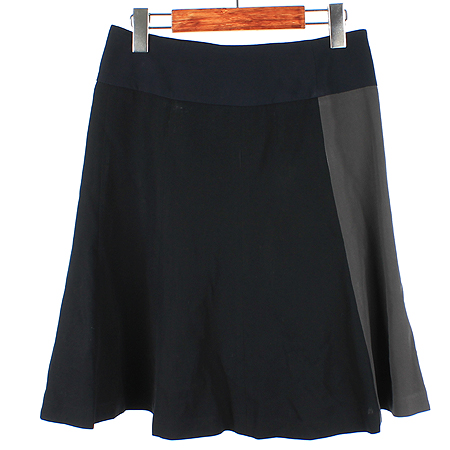 Emporio Armani(�������� �Ƹ�����) ��ĿƮ �̹���4 - ���̺��� �߰���ǰ