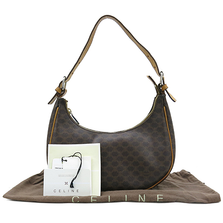 ������  �����