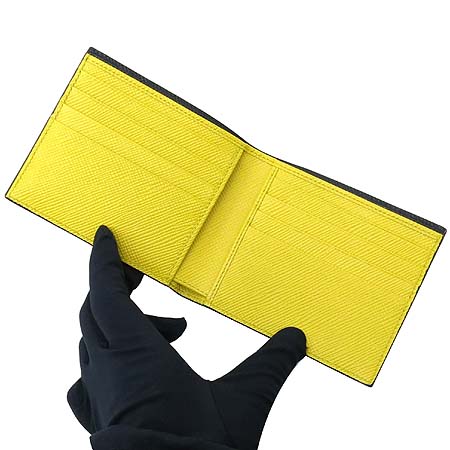 Prada(�����) 2MO513 �ﰢ �ΰ� SAFFIANO(���ǾƳ�) CUIR B ���� ���� ������ �̹���4 - ���̺��� �߰���ǰ