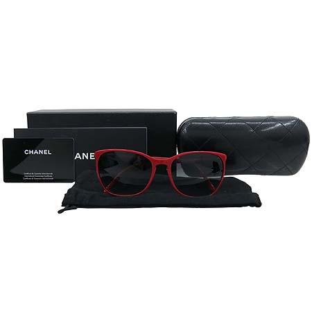 ����  ���۶�