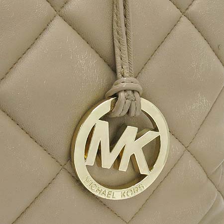 MICHAELKORS(����Ŭ�ھ) ������ ���� ���� ü�� ��Ʈ�� + ��� ��Ʈ�� [��������] �̹���4 - ���̺��� �߰���ǰ