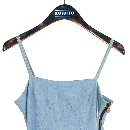 ChristianLacroix(ũ����î �������) �μҸ� ���ǽ� �̹���2 - ���̺��� �߰���ǰ