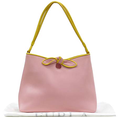 �Ƕ�  ��Ʈ��