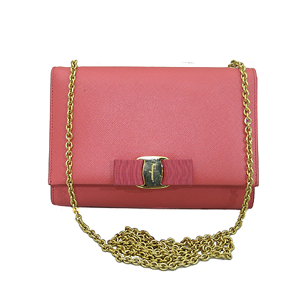 ��󰡸� ���ǾƳ� ���� ũ�ν��� 