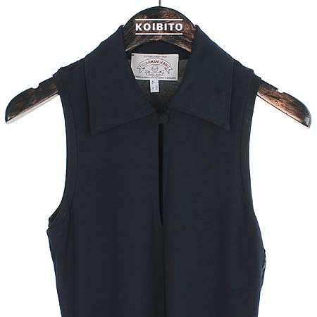 Armani JEANS(�Ƹ����� ����) ��ũ���̺� �μҸ� ���ǽ� �̹���2 - ���̺��� �߰���ǰ