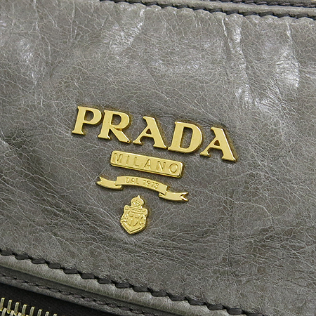 Prada(�����) BL0728 ��� ��Ż �ΰ� ���� VITELLO SHINE(���ڷ� ����) ���� FUMO(�׷���) �÷� ��Ʈ�� + ��� ��Ʈ�� �̹���4 - ���̺��� �߰���ǰ