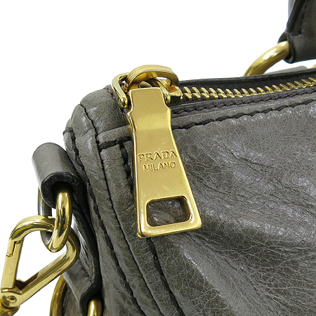 Prada(�����) BL0728 ��� ��Ż �ΰ� ���� VITELLO SHINE(���ڷ� ����) ���� FUMO(�׷���) �÷� ��Ʈ�� + ��� ��Ʈ�� �̹���5 - ���̺��� �߰���ǰ