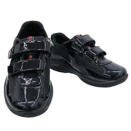 �����  ��������