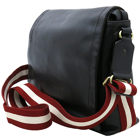 Bally(�߸�) TROVE ��ũ�������� ���� �Ｑ��Ƽġ �޽��� ũ�ν��� �̹���3 - ���̺��� �߰���ǰ