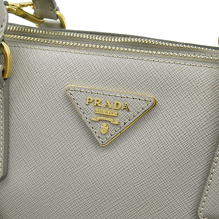 Prada(�����) BN2274 SAFFIANO LUX POMICE ���ǾƳ� ���� �׷��� ����ΰ� ��Ʈ�� + �����Ʈ�� 2WAY �̹���4 - ���̺��� �߰���ǰ