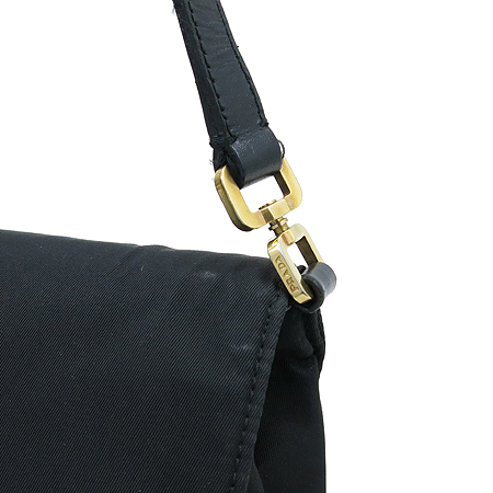 Prada(�����) TESSUTO ���� �к긯 ����ȥ�� ����ΰ� �̴� ����� �̹���3 - ���̺��� �߰���ǰ