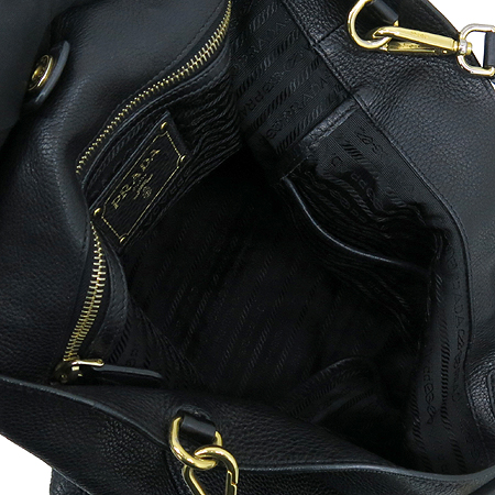 Prada(�����) BN1713 VIT.DAINO �������� ����ΰ� ��Ʈ�� + �����Ʈ�� 2WAY �̹���6 - ���̺��� �߰���ǰ