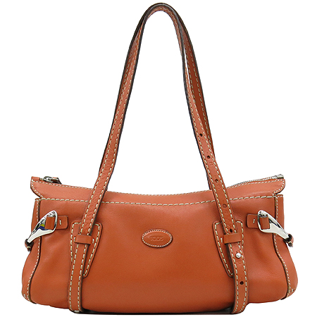 ����  �����