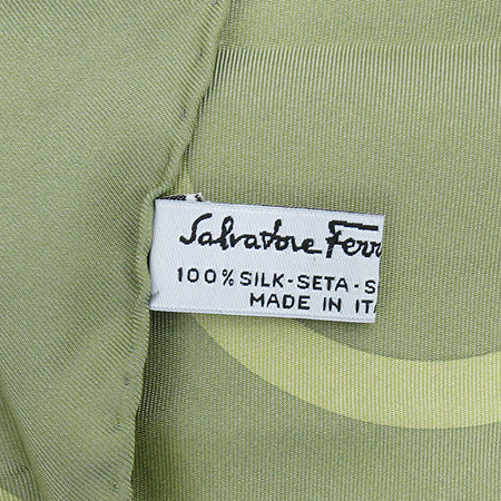 Ferragamo(��󰡸�) 100% ��ũ ��ī�� �̹���4 - ���̺��� �߰���ǰ