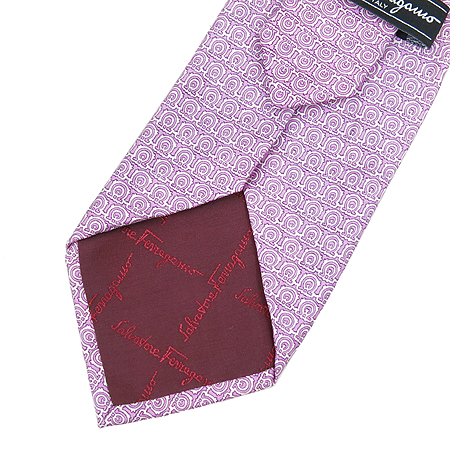 Ferragamo(��󰡸�) 100% ��ũ ��Ÿ�� [�λ꼾�Һ���] �̹���3 - ���̺��� �߰���ǰ