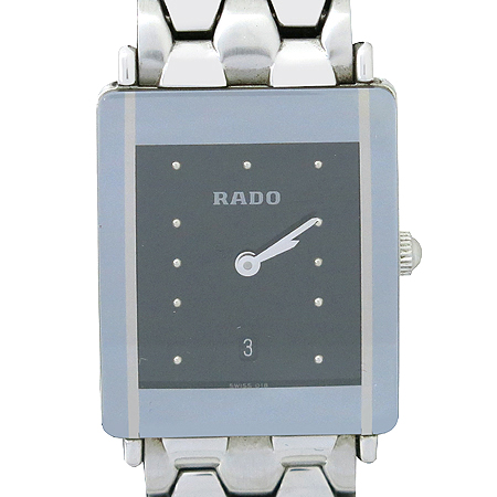 ��  ��������