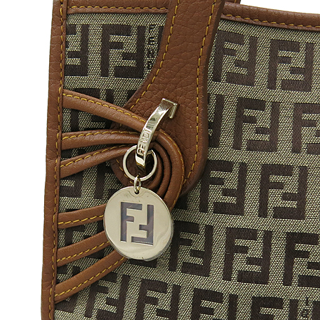Fendi(���) 8BH152 FF�ΰ� �ڰ��� ����� ȥ�� �ٰ� ��Ʈ�� �̹���4 - ���̺��� �߰���ǰ