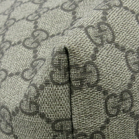 Gucci(����) 197953 GG�ΰ� PVC ��ī�̺��� ���� Ʈ���� ����� �̹���5 - ���̺��� �߰���ǰ