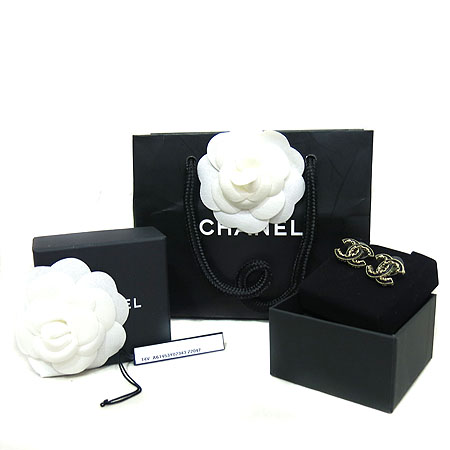 ����  ����