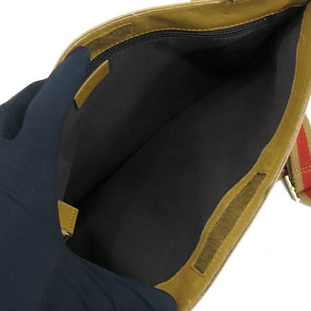 Gucci(����) 019 0354 GG �ΰ� �ڰ��� ũ�ν��� �̹���6 - ���̺��� �߰���ǰ