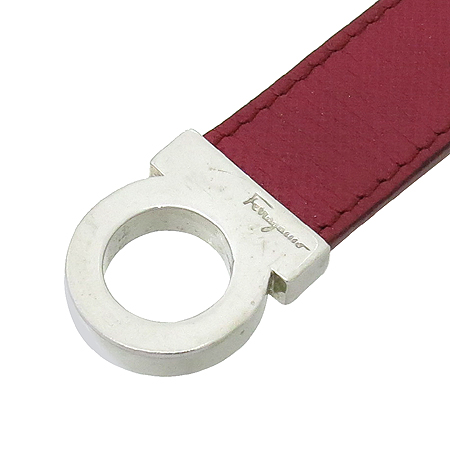 Ferragamo(��󰡸�) 22 0108 ��ġ�� �ΰ���� ���� ŰȦ�� �̹���3 - ���̺��� �߰���ǰ