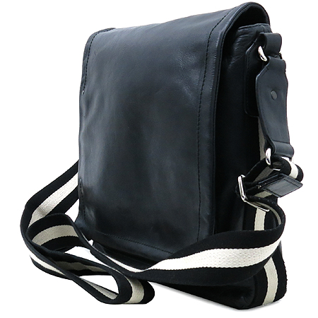 Bally(�߸�) TAN ���� ���� �����Ƽġ ũ�ν��� �̹���3 - ���̺��� �߰���ǰ