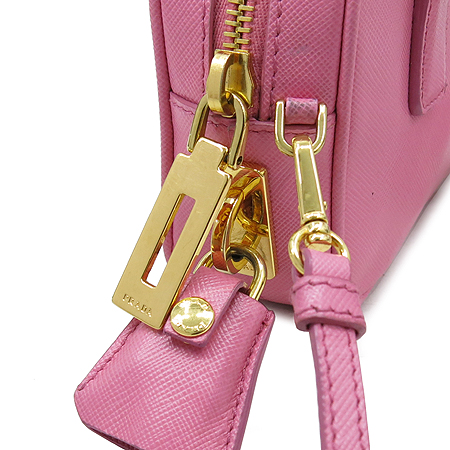 Prada(�����) BL0705 �ﰢ �ΰ� ��� ��ũ SAFFIANO(���ǾƳ�) �̴� ��Ʈ�� + ��� ��Ʈ�� �̹���5 - ���̺��� �߰���ǰ