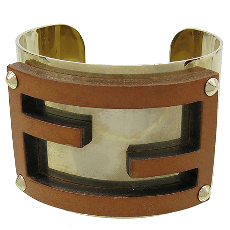 ���  ����