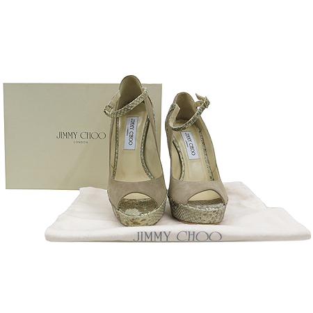 ������  ����