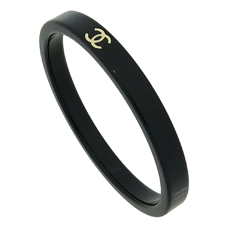 ����  ����