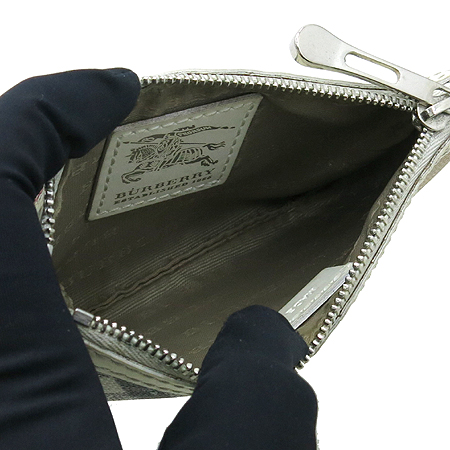 Burberry(������) �� ���üũ PVC ȭ��Ʈ�ֳ��� Ʈ���� ���� �Ŀ�ġ �̹���4 - ���̺��� �߰���ǰ