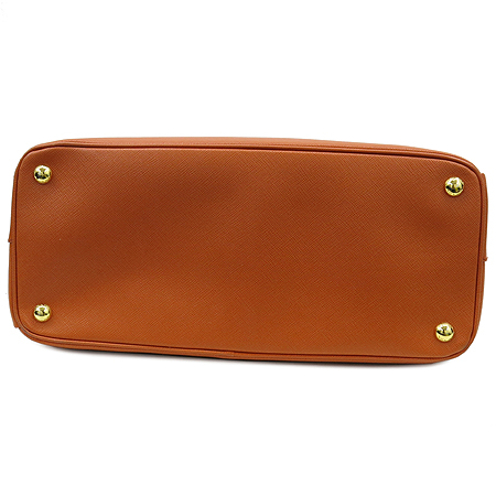 Prada(�����) BN2142  �ﰢ�ΰ� SAFFIANO(���ǾƳ�) LUX ��Ʈ�� �̹���5 - ���̺��� �߰���ǰ