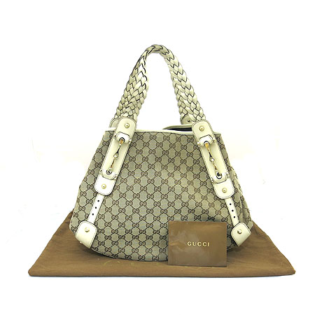 ����  �����