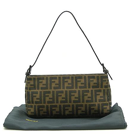 Fendi(���) �ڰ��� �Ŀ�ġ�� �̹���2 - ���̺��� �߰���ǰ