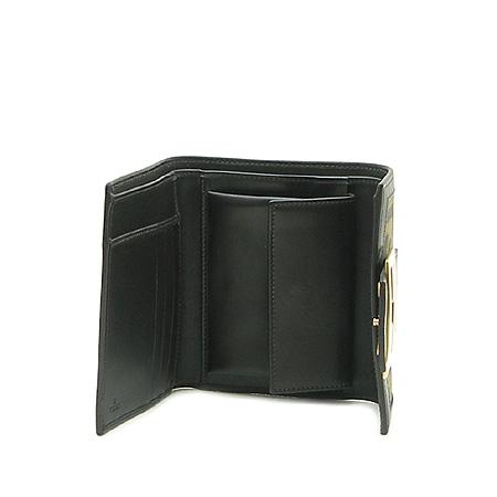 Fendi(���) ��ī �ڰ��� ����ΰ� 3�� ������ �̹���4 - ���̺��� �߰���ǰ