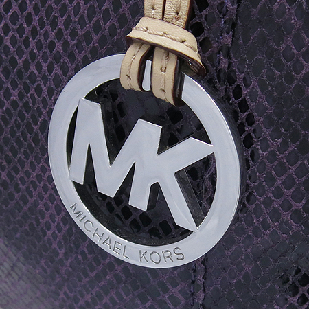 MICHAELKORS(����Ŭ�ھ) ���ڵ�(������) ���� �ۺ� ���� ����� �̹���3 - ���̺��� �߰���ǰ