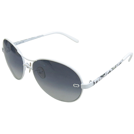 �������  ���۶�