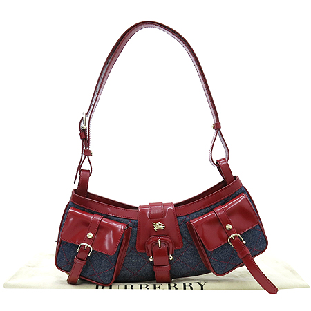 ������  �����