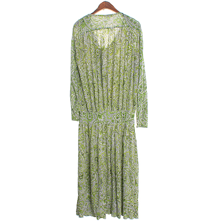 Etro(��Ʈ��) ���ǽ� �̹���4 - ���̺��� �߰���ǰ