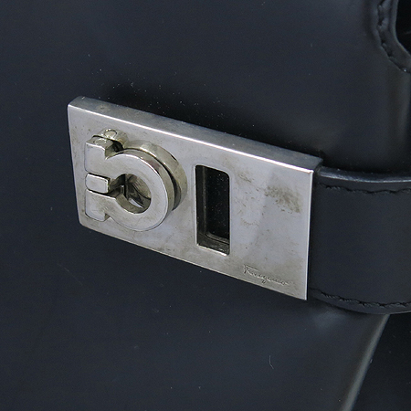 Ferragamo(��󰡸�) 210167 ���� ���� ��ġ�� ��Ʈ�� ��� ��Ʈ�� �̹���3 - ���̺��� �߰���ǰ