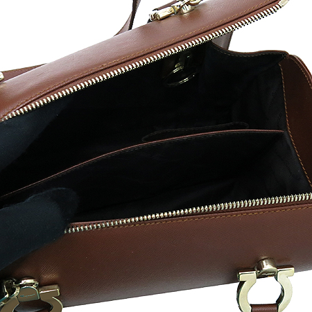 Ferragamo(��󰡸�) 21 3808 ���� ���ǾƳ� ���� ��ġ�� �ΰ� ������ ��Ʈ�� + �����Ʈ�� 2WAY �̹���5 - ���̺��� �߰���ǰ