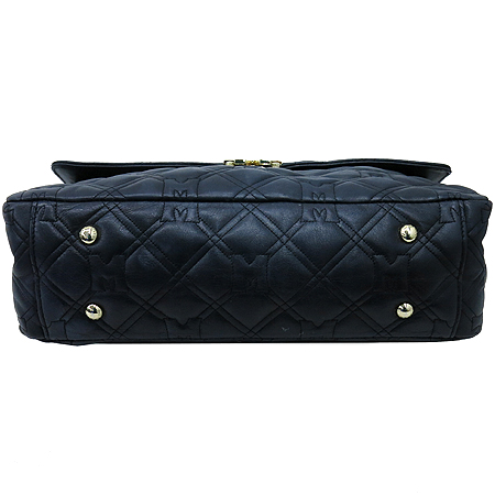 Metrocity(��Ʈ�ν�Ƽ) �������� ��Ƽġ ����ΰ� �� ��� ��Ʈ�� �̹���4 - ���̺��� �߰���ǰ