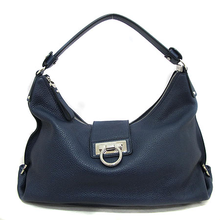 Ferragamo(��󰡸�) 21 D757 ���̺� ���� �Ĵϻ� M������ ȣ�� ����� [��õ ������] �̹���2 - ���̺��� �߰���ǰ