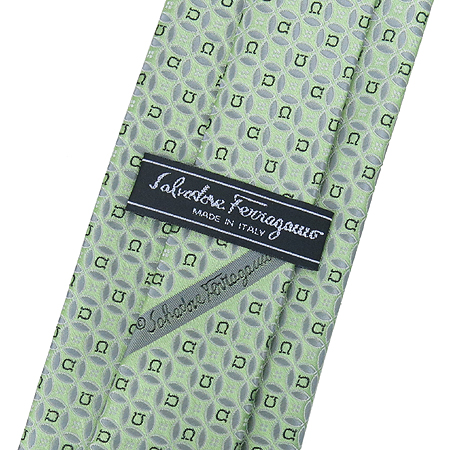 Ferragamo(��󰡸�) 100% ��ũ ��Ÿ�� �̹���4 - ���̺��� �߰���ǰ