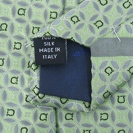 Ferragamo(��󰡸�) 100% ��ũ ��Ÿ�� �̹���5 - ���̺��� �߰���ǰ