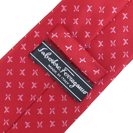 Ferragamo(��󰡸�) 100% ��ũ ��Ÿ�� �̹���3 - ���̺��� �߰���ǰ