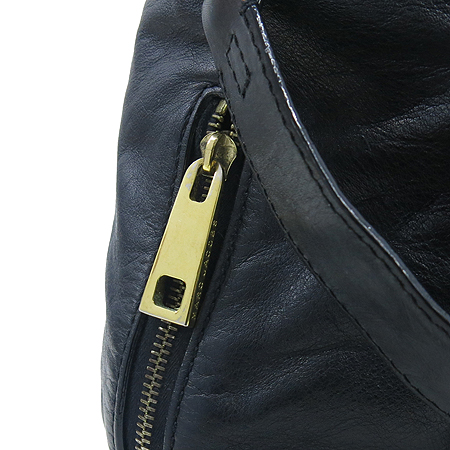 Marc_Jacobs(��ũ�����߽�) �������� ����ġ�� ����ΰ� �� ���� ��Ʈ�� + �����Ʈ�� 2WAY �̹���4 - ���̺��� �߰���ǰ