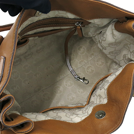 MICHAELKORS(����Ŭ�ھ) ���� ���� �ع��� M ������ ���� ü�� 2WAY �̹���5 - ���̺��� �߰���ǰ