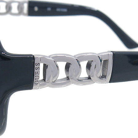 Guess(�Խ�) ���� �ΰ� ��� ������ ���۶� �̹���5 - ���̺��� �߰���ǰ